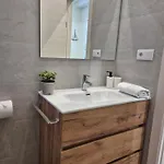Apartamento Pinedo Playa 2 *